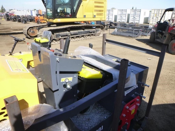 2025-sdlool-sl1000-tandem-vibratory-roller-image-14