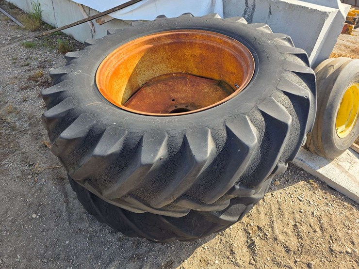 john-deere-4020-image-2