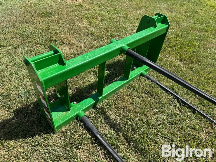2021-john-deere-740-image-10