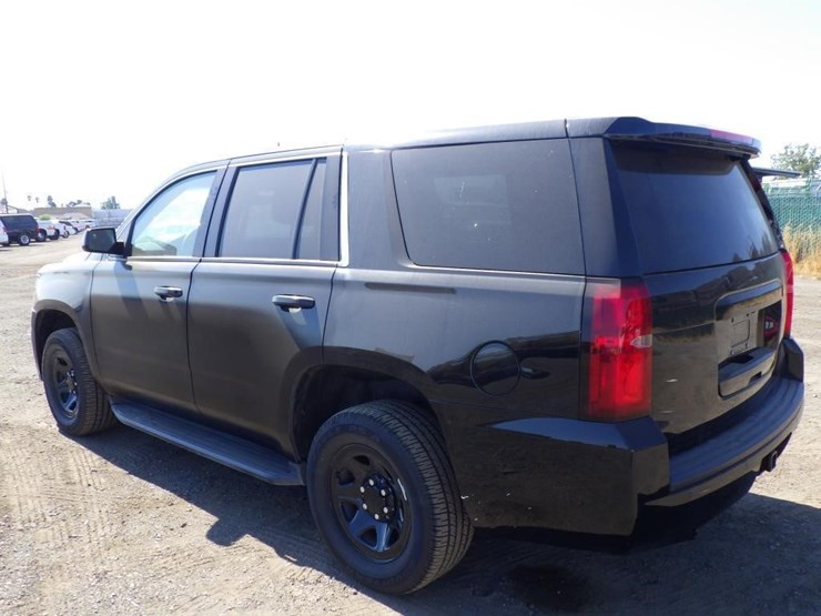2020-chevrolet-tahoe-image-4