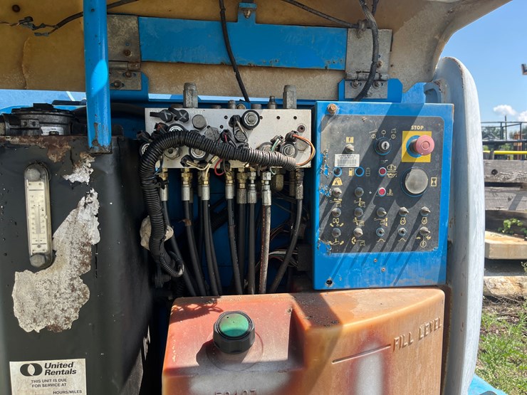 #101-•-genie-man-lift-for-parts/-repairs-image-8