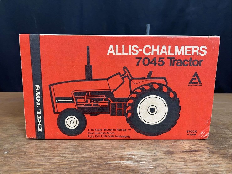 1/16-ac-7045-nib-ertl-image-3