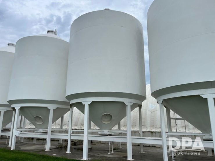 2---friesen-bulk-seed-bins-(jn2694-&-jn2695)-image-8