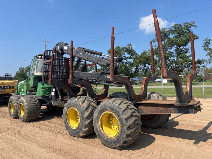 2010-deere-1110e-image-2