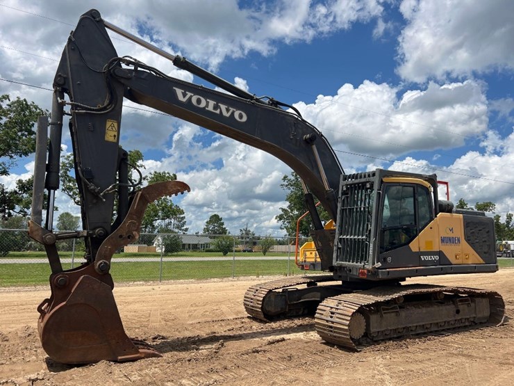 2017-volvo-ec250el-image-8