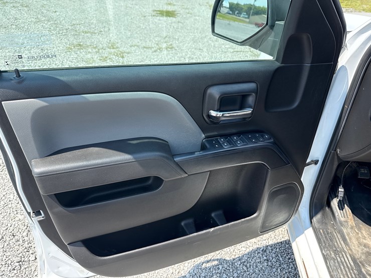 chevrolet-silverado-image-15