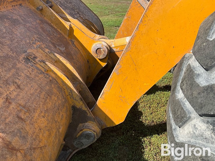 deere-544e-image-13