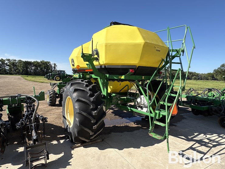 2009-john-deere-1910-image-7