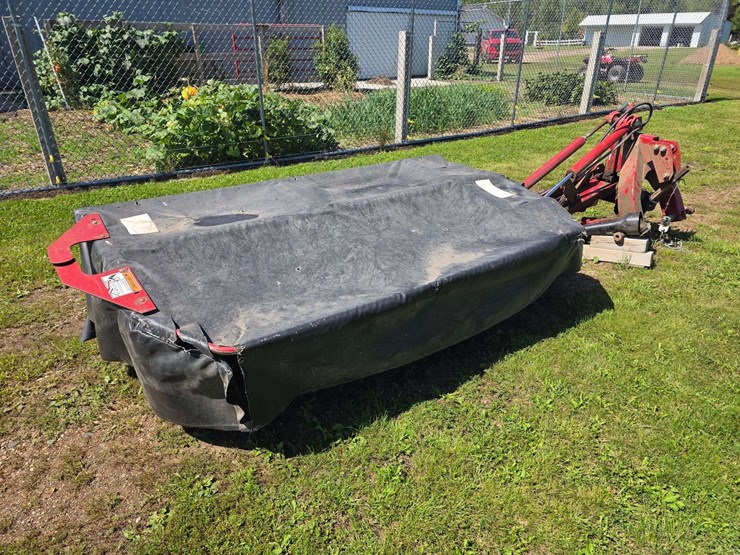 new-holland-h6740-image-10