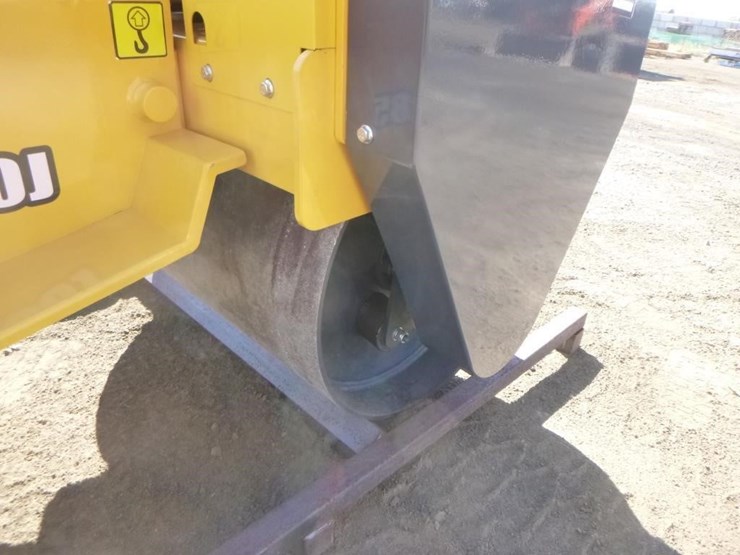2025-sdlool-sl850-tandem-vibratory-roller-image-8