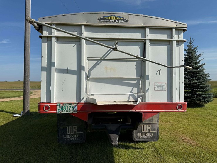 1976-c60-grain-truck,-single-axel,-15’-steel-box,-wood-floor,-roll-tarp,-v8-350-motor,-4-speed-2-spe-image-5