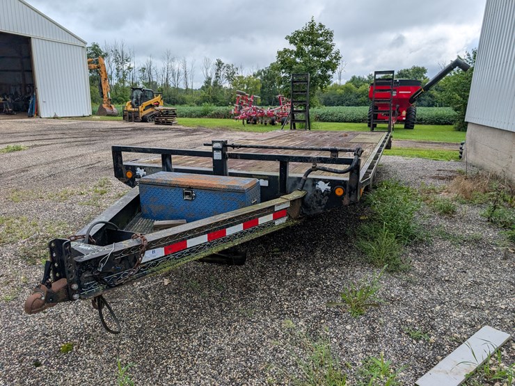 #2986-•-p-and-j-deck-trailer-image-1
