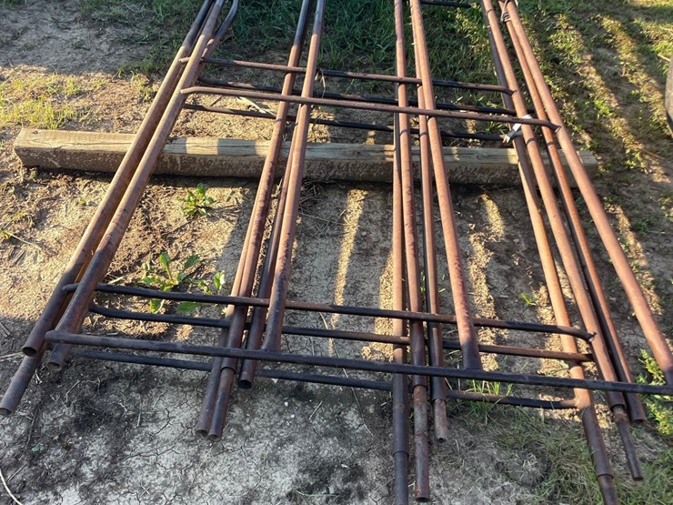 4-cattle-panels-image-7