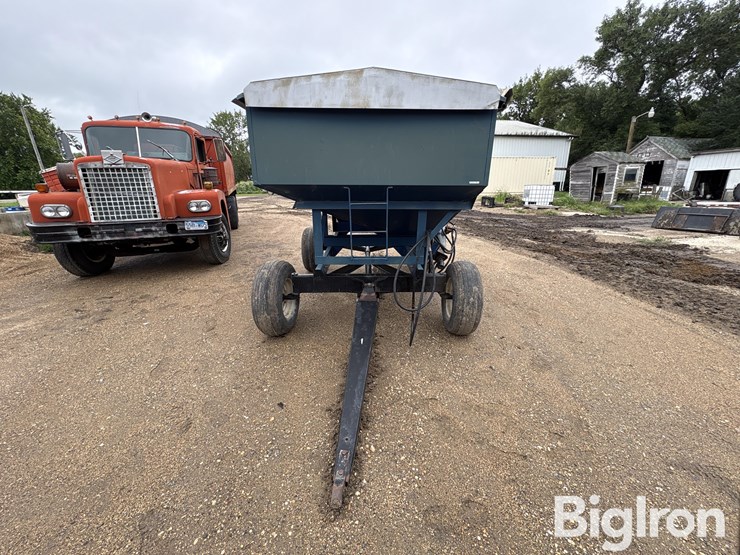 10’-gravity-wagon-image-2