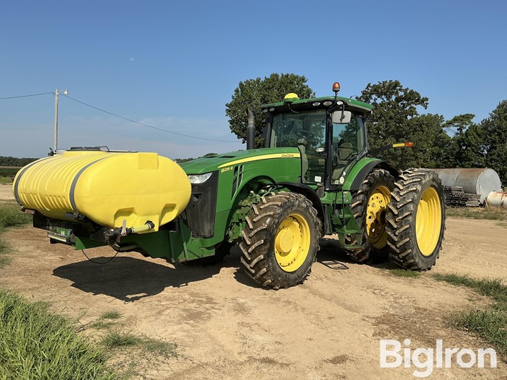 2013-john-deere-8235r-image-1