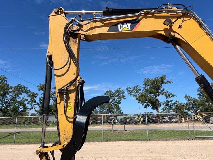 2015-caterpillar-308e2-cr-image-21