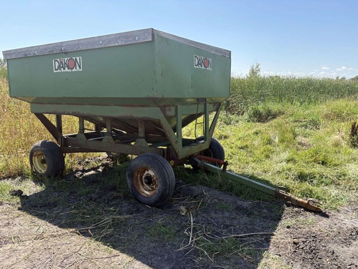 john-deere-1065a-image-6