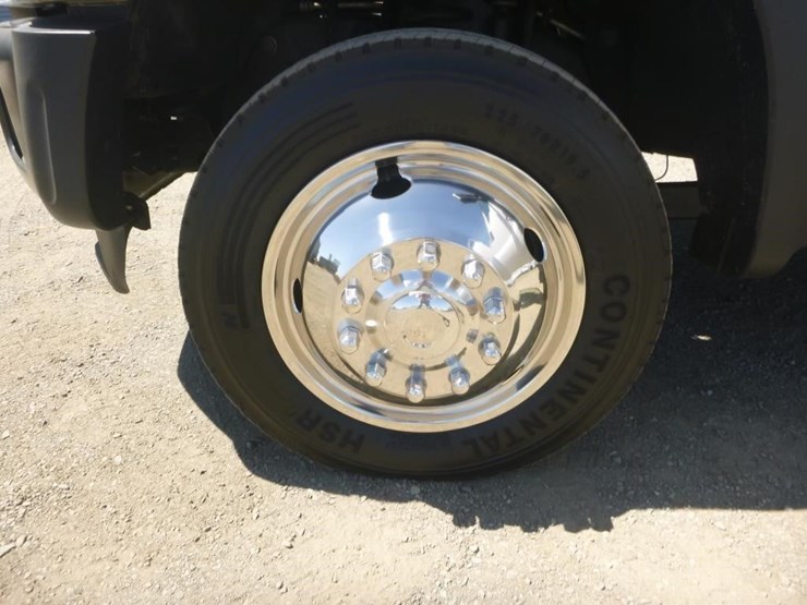 2011-ford-f550-image-30