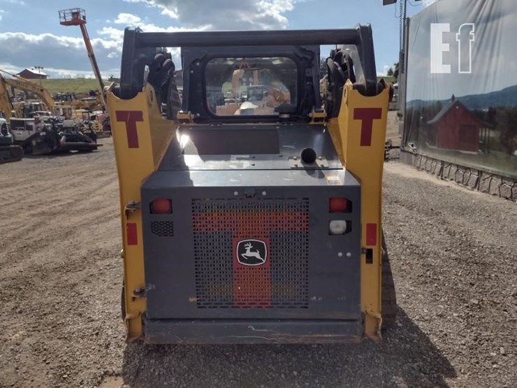 2022-deere-317g-image-4