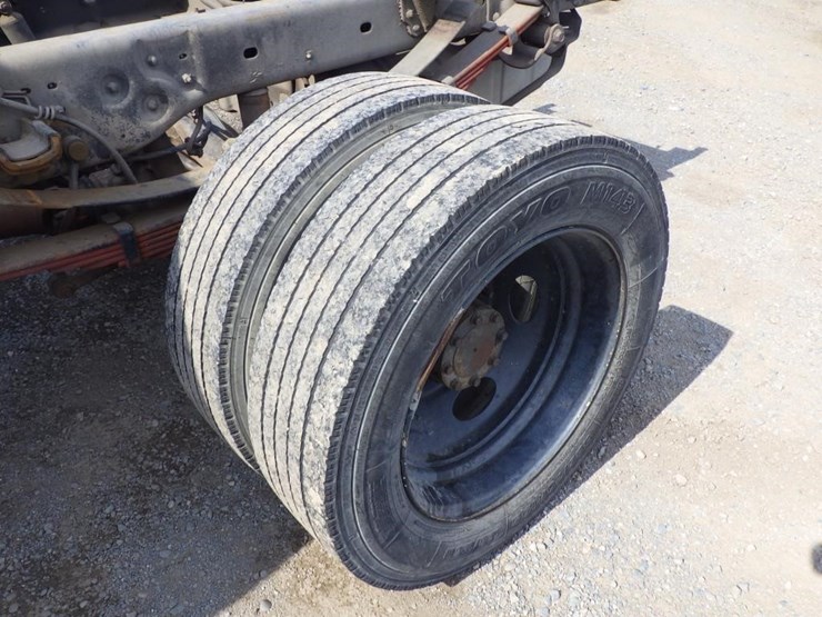 2008-ford-f550-image-11