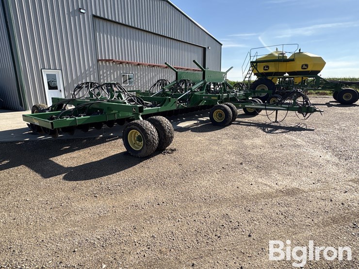 2009-john-deere-1890-image-1