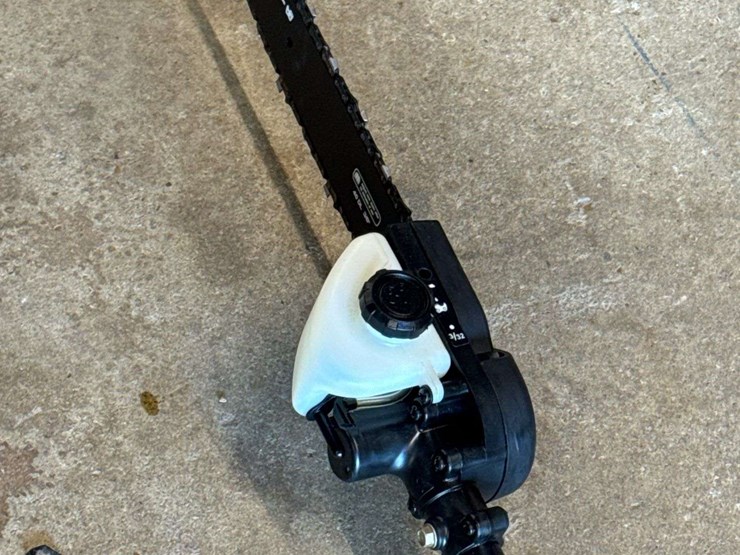 troy-bilt-tb25ps-pole-saw-image-3