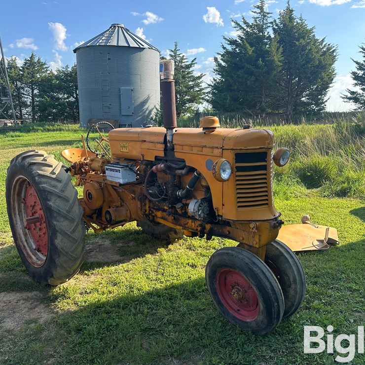 1951 MINNEAPOLIS MOLINE U