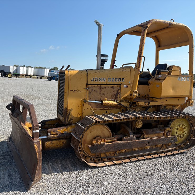 JOHN DEERE 450E