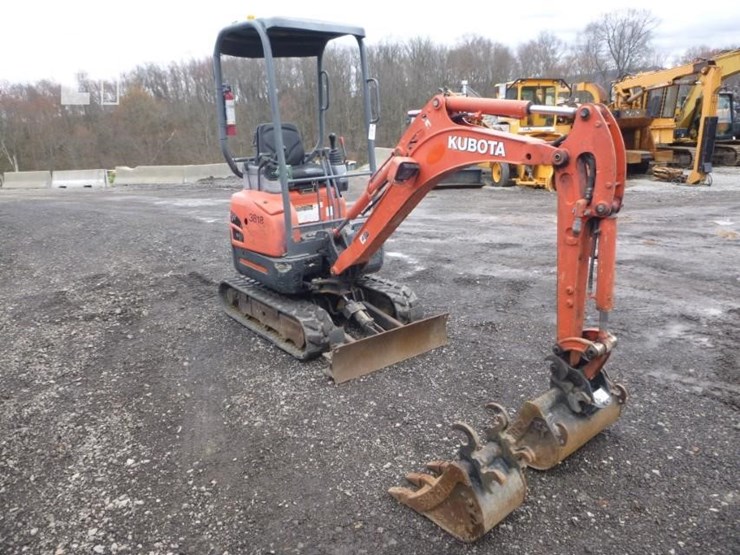 2016-kubota-u17-image-42