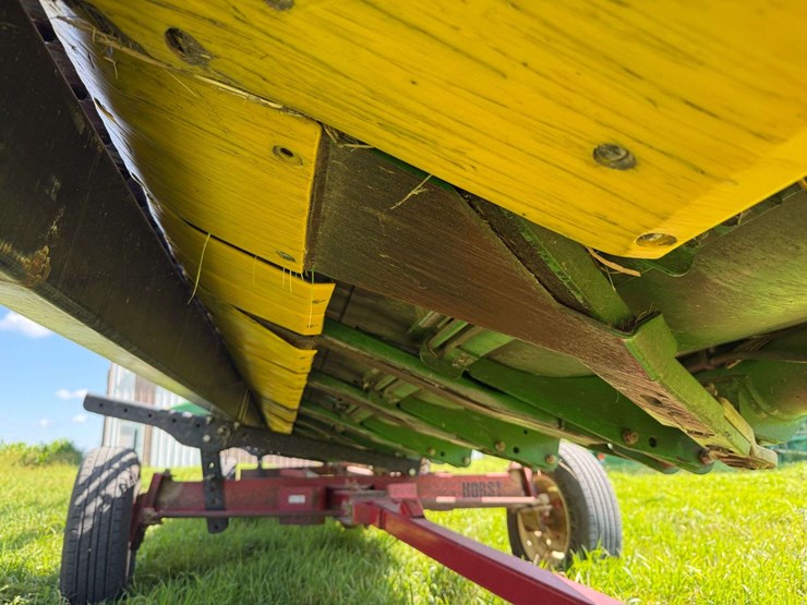 2010-john-deere-635f-image-23
