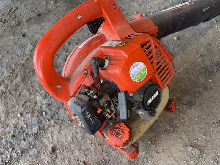 echo-gas-engine-pb-250-leaf-blower,-tested,-runs-image-2