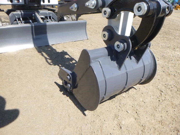 bttl-et12m-6-hydraulic-excavator-image-10