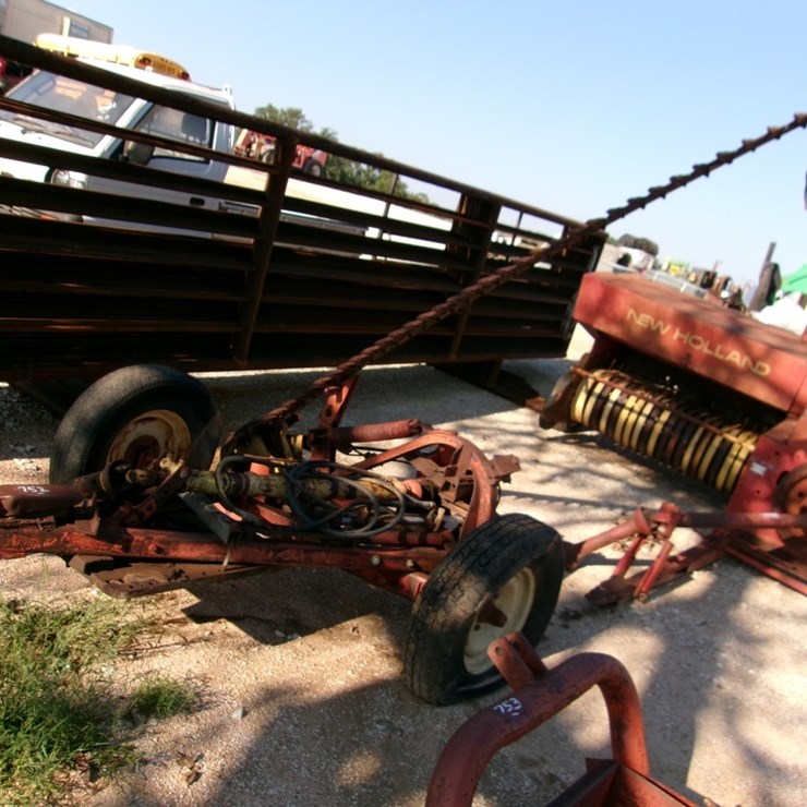 NEW HOLLAND 456