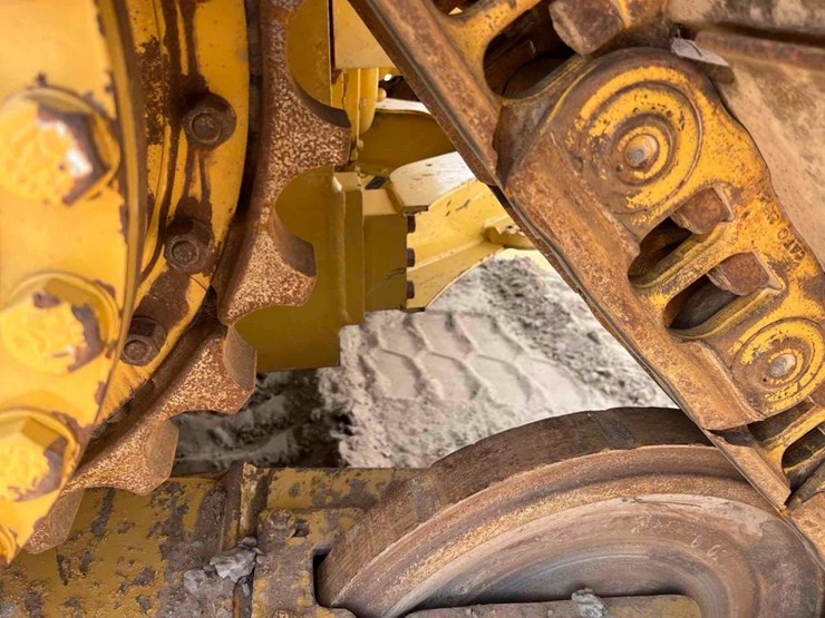 2019-caterpillar-d6n-lgp-image-10