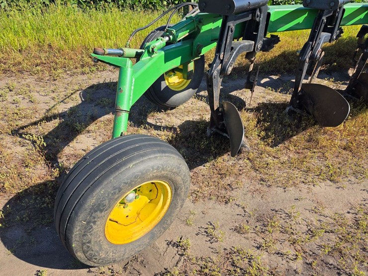 john-deere-2800-image-7