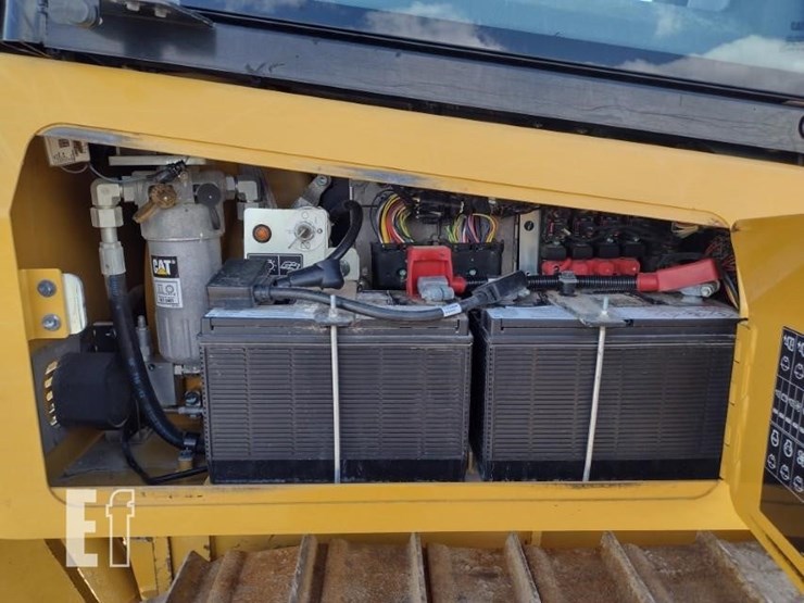 2021-caterpillar-d3-image-42