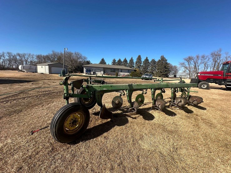 john-deere-model-1350f1450-plow,-5-bottom,-2pt-hookup-image-4