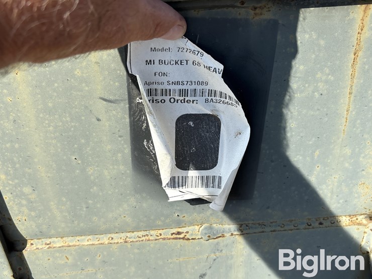 bobcat-68”-heavy-duty-skid-steer-bucket-image-14