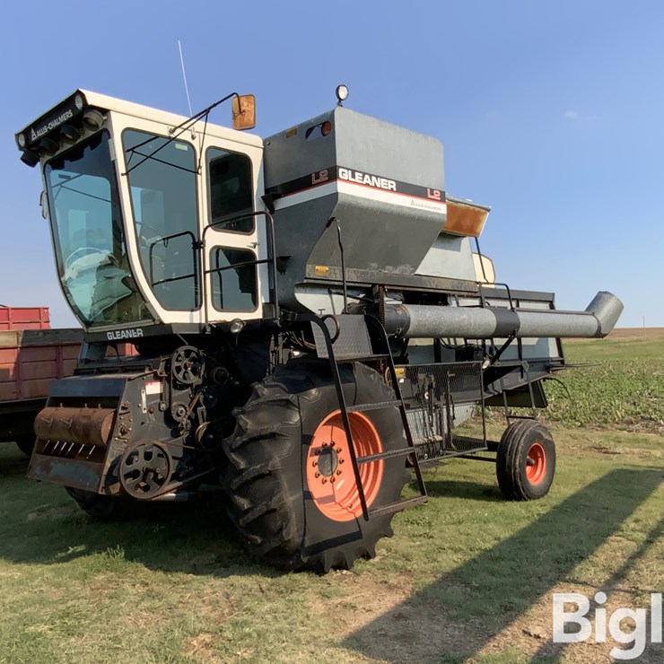 1980 GLEANER L2