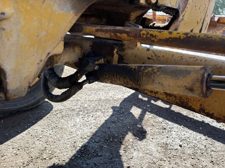 massey-ferguson-mf34a-image-56