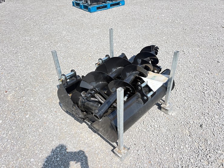 #28490-•-lot-of-mini-ex-attachments-image-4