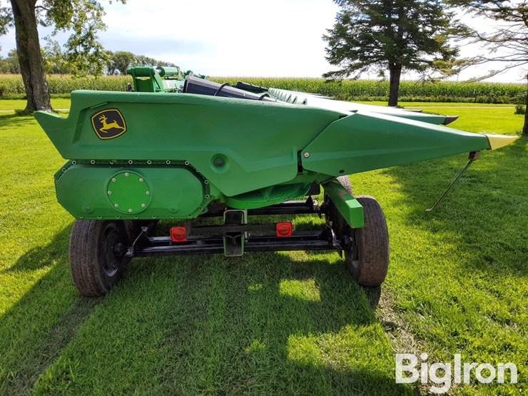 2023-john-deere-c12f-image-4