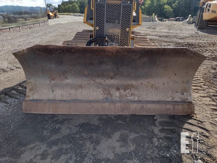 deere-650k-xlt-image-16