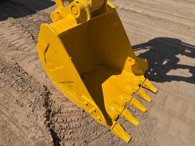 2011-komatsu-pc56-7-image-26
