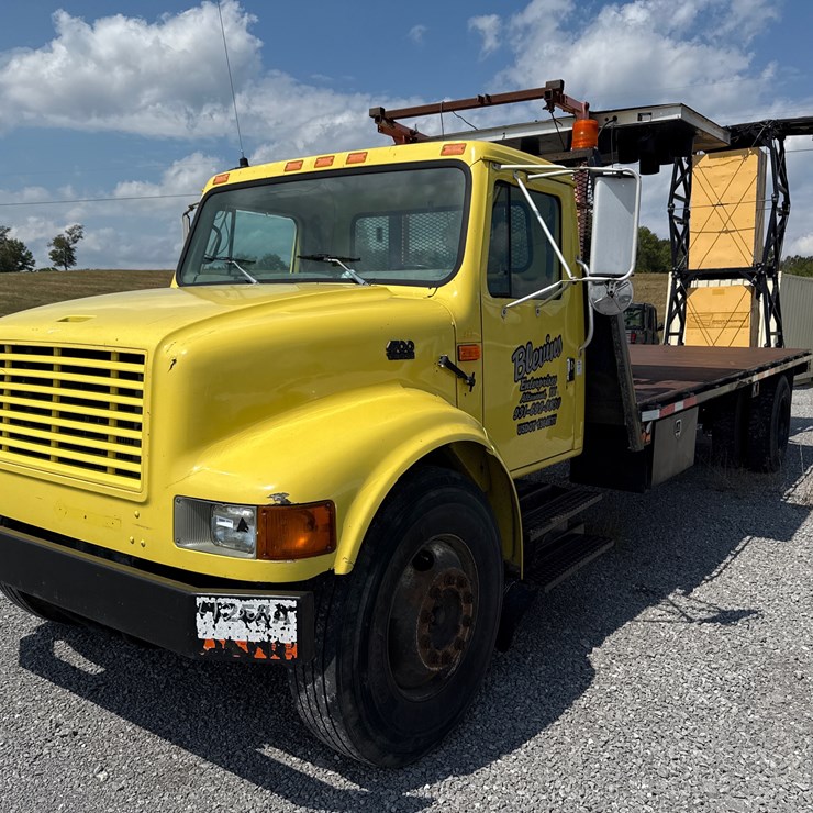 INTERNATIONAL 4700