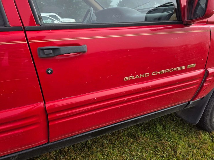 1996-jeep-grand-cherokee-limited-image-30