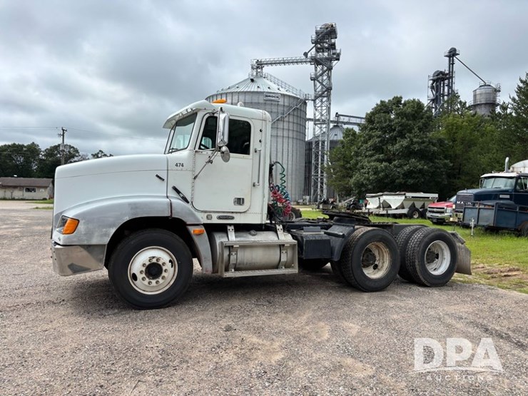 1999-freightliner-truck-(dr12135-unit-474)-image-15