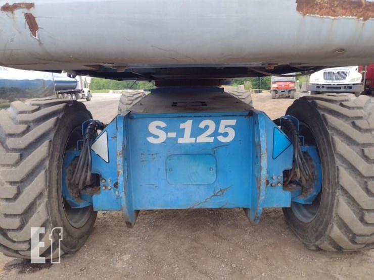 2012-genie-s125-image-17