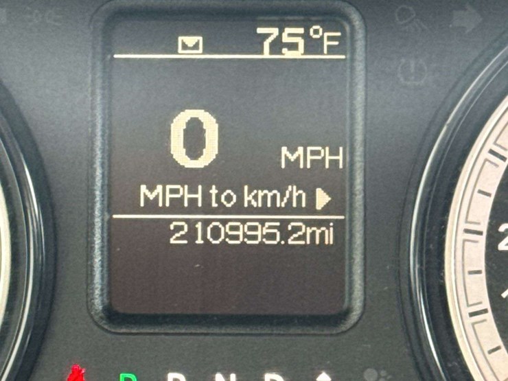 2017-dodge-ram-3500-image-5