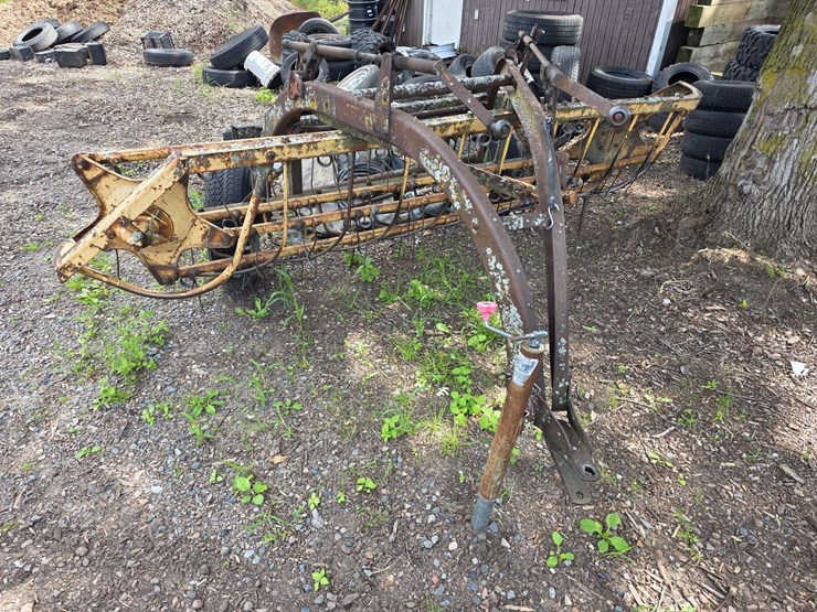 new-holland-56-image-2